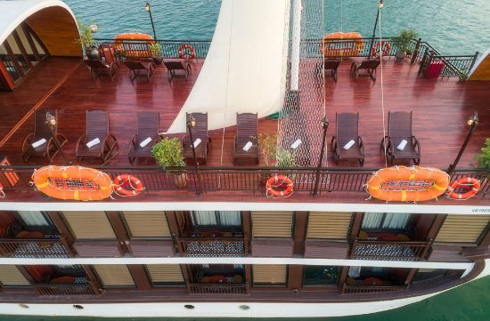 Hình ảnh của LAN HA bay on cruise 3D-2N