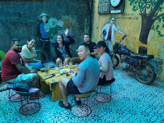 Hình ảnh của HANOI MOTORBIKE TOURS: FOOD + CULTURE + FUN ON VINTAGE BIKE 